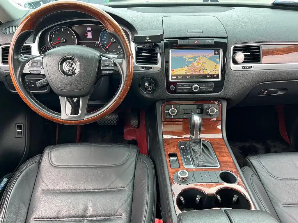 Volkswagen Touareg 2011 3.0TSI