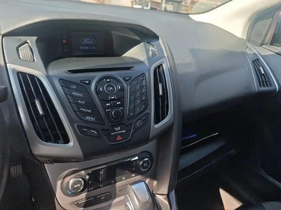 Ford Focus — миниатюра 13