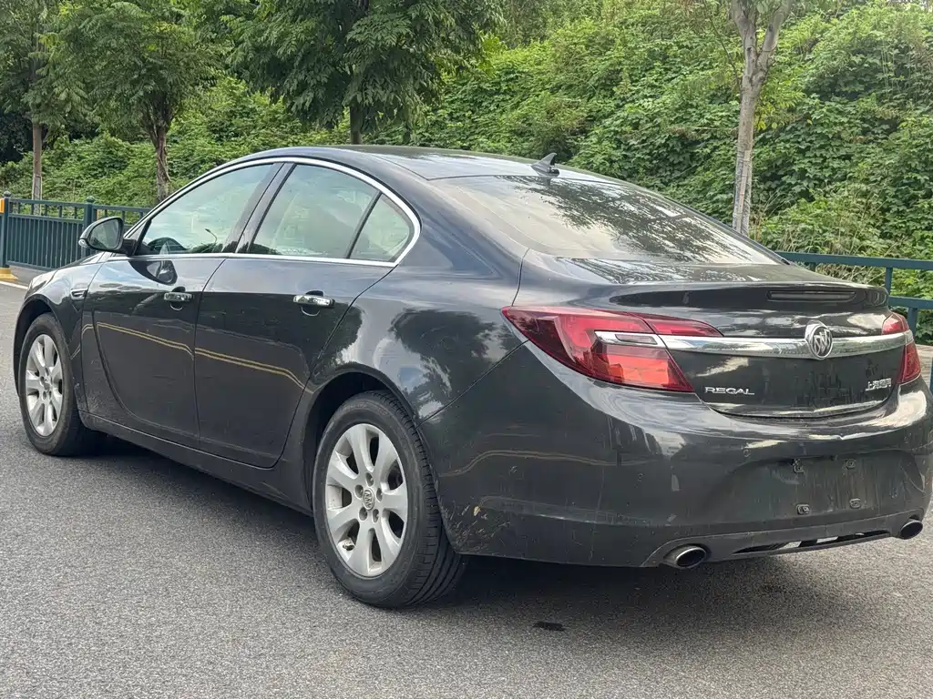 Buick Regal — миниатюра 7