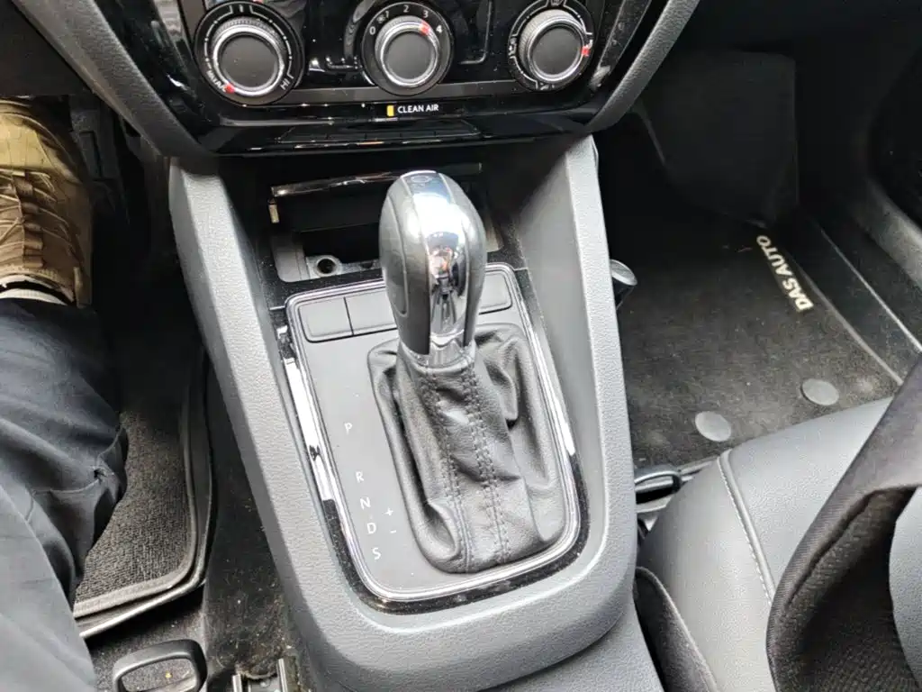Volkswagen Sagitar — миниатюра 19