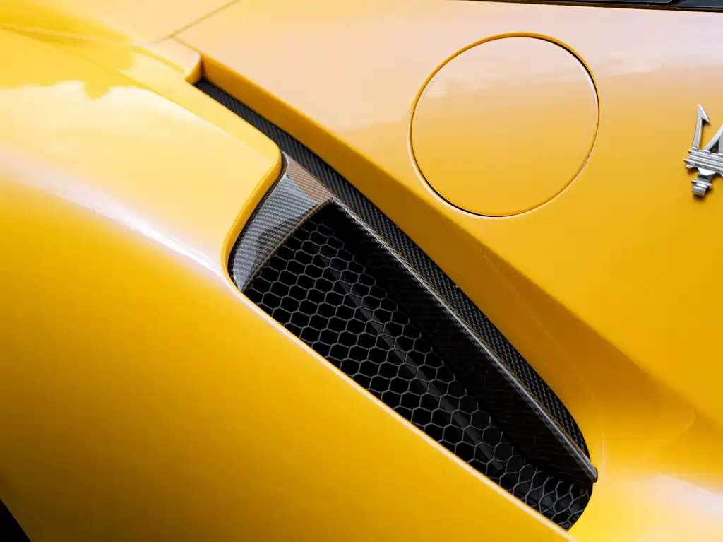 Maserati MC20 — миниатюра 8