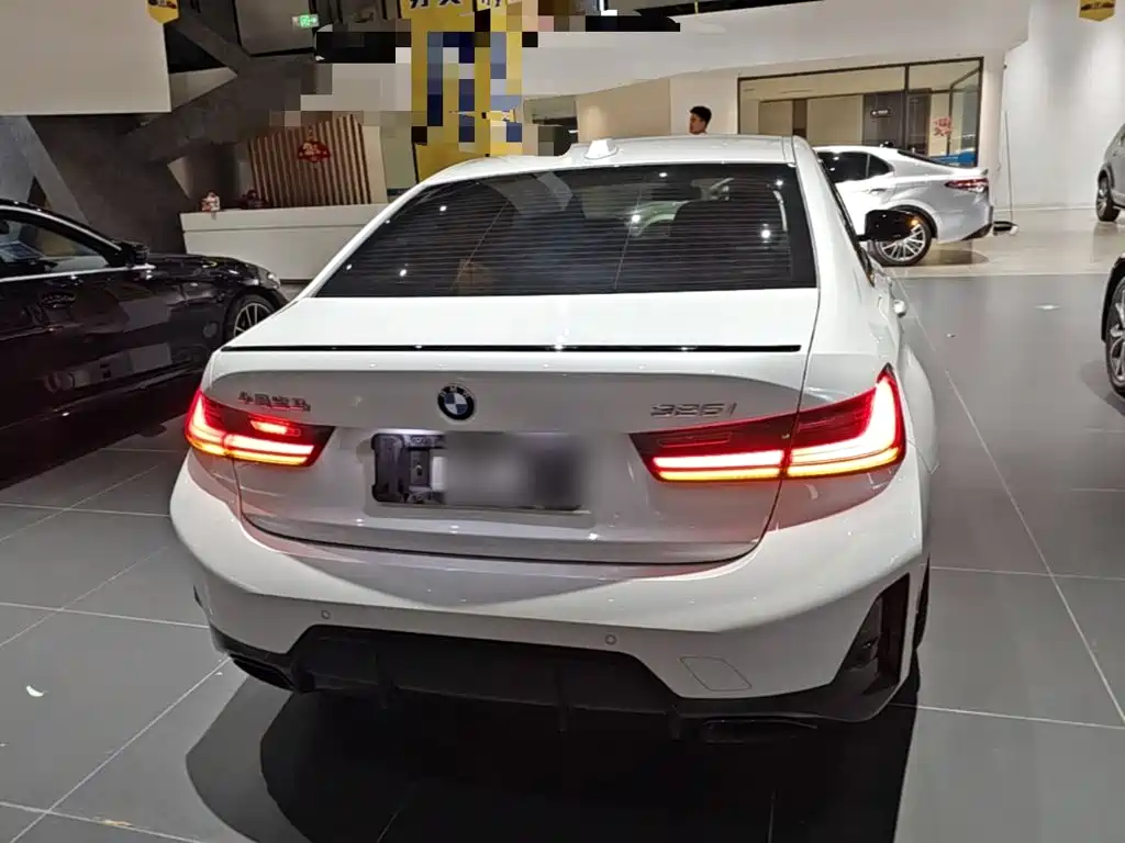 BMW 3 Series 3 2024 325i M Sport