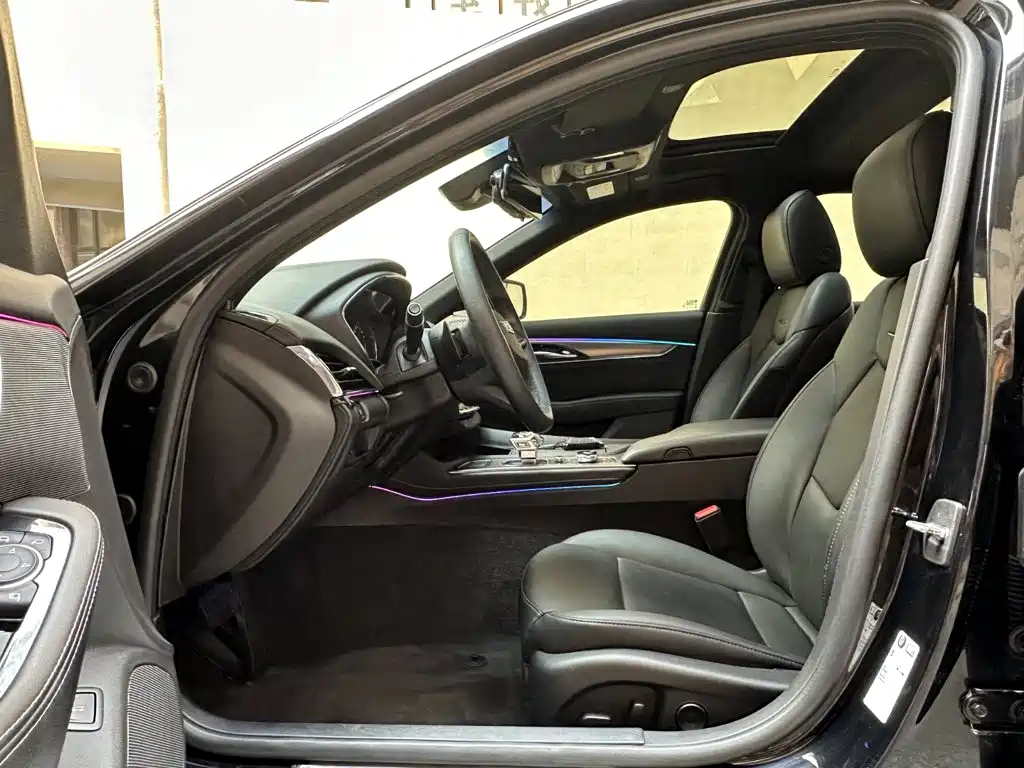 Cadillac CT5 — миниатюра 9