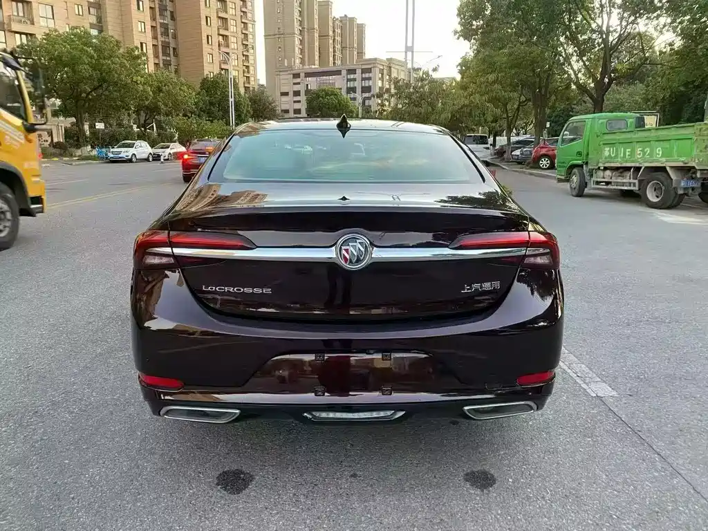 Buick LaCrosse — миниатюра 8