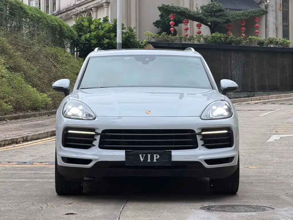 Porsche Cayenne — миниатюра 2
