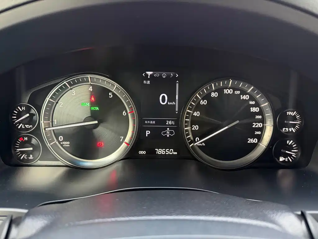 Lexus LX — миниатюра 10