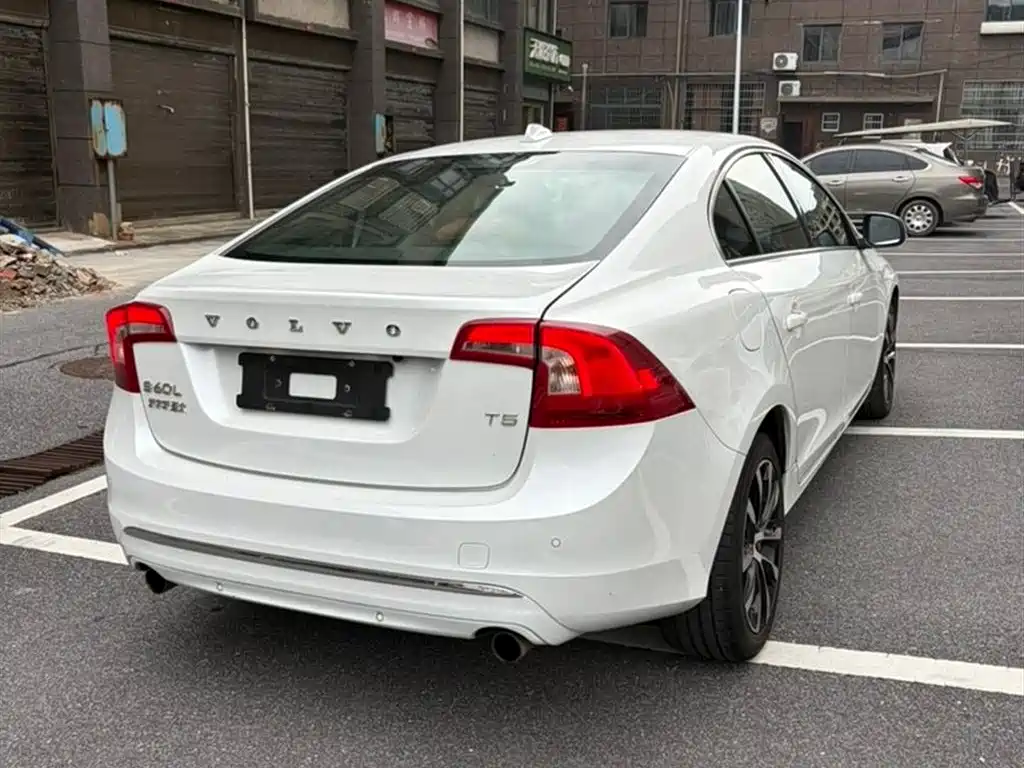 Volvo S60 2019 S60L T5