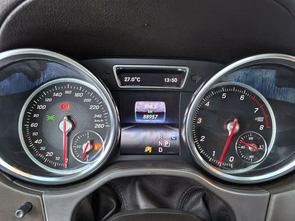 Mercedes-Benz GLE (Import) — миниатюра 9
