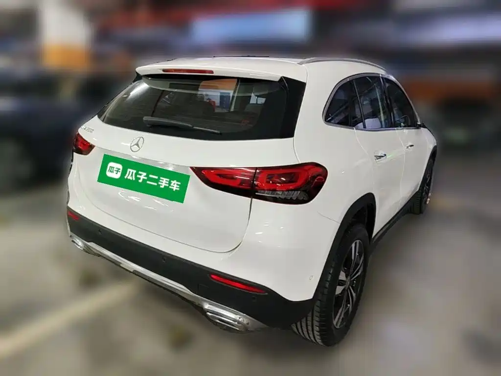 Mercedes-Benz GLA — миниатюра 10