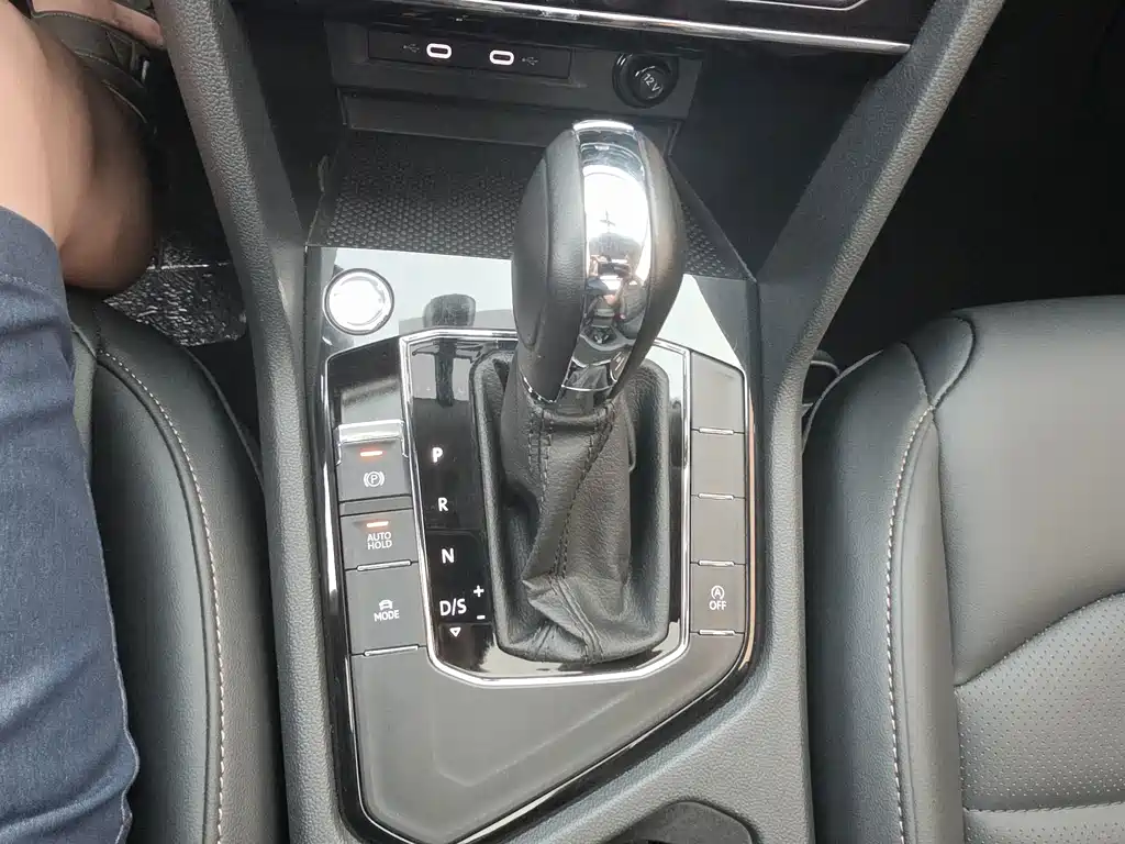 Volkswagen Tharu — миниатюра 16