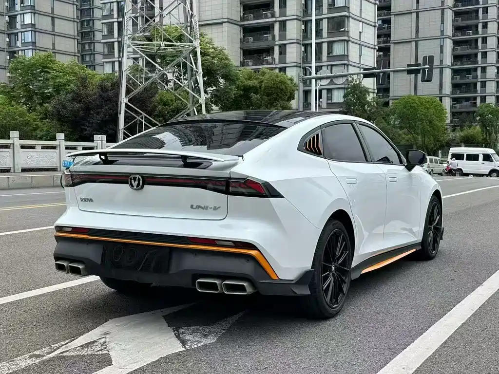 Changan UNI-V — миниатюра 9