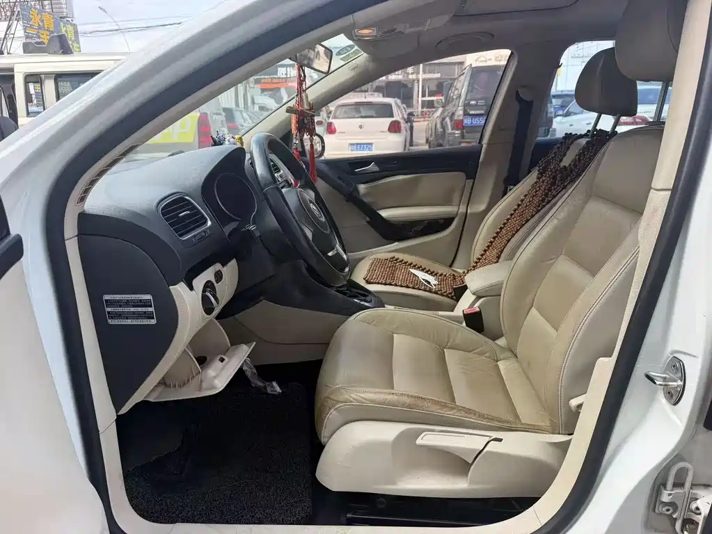 Volkswagen Golf — миниатюра 4