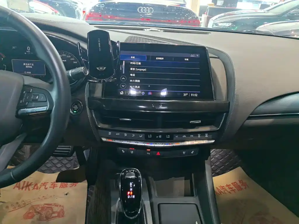 Cadillac CT5 — миниатюра 13