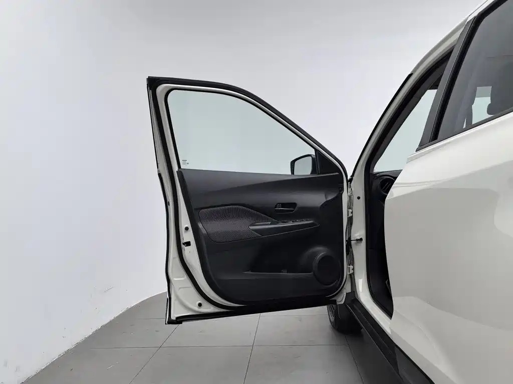 Nissan Kicks — миниатюра 8