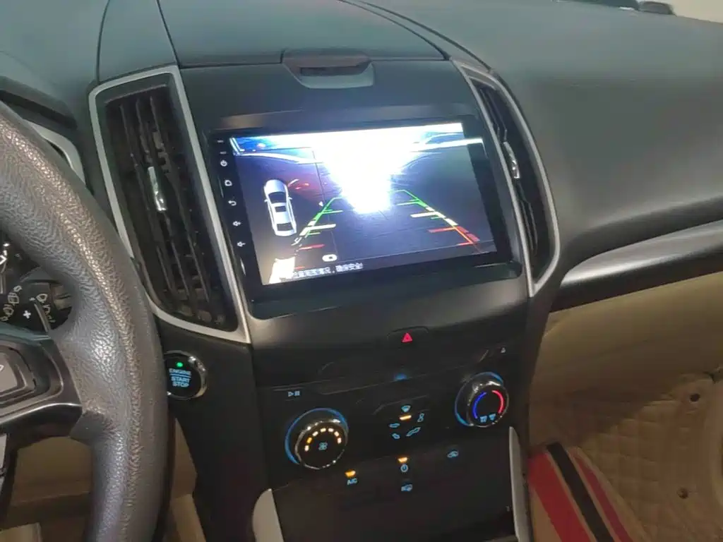 Ford Edge — миниатюра 13