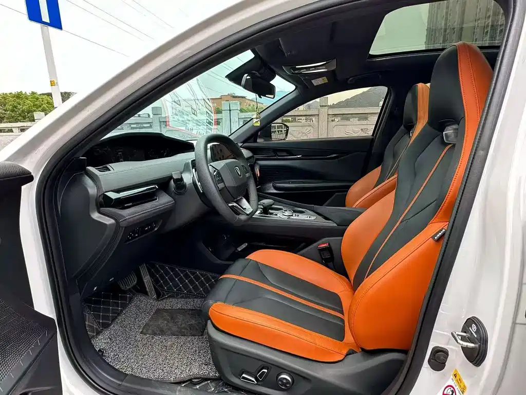 Changan UNI-V — миниатюра 5