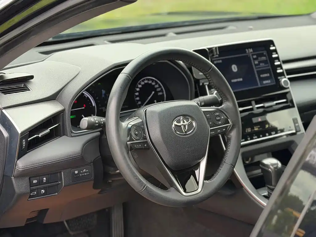 Toyota Avalon — миниатюра 6