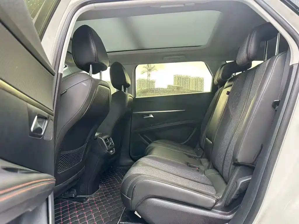 Peugeot 5008 — миниатюра 17