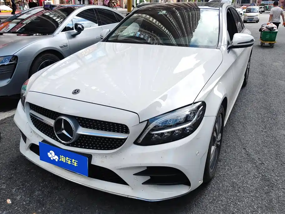 Mercedes-Benz C-Class 2021