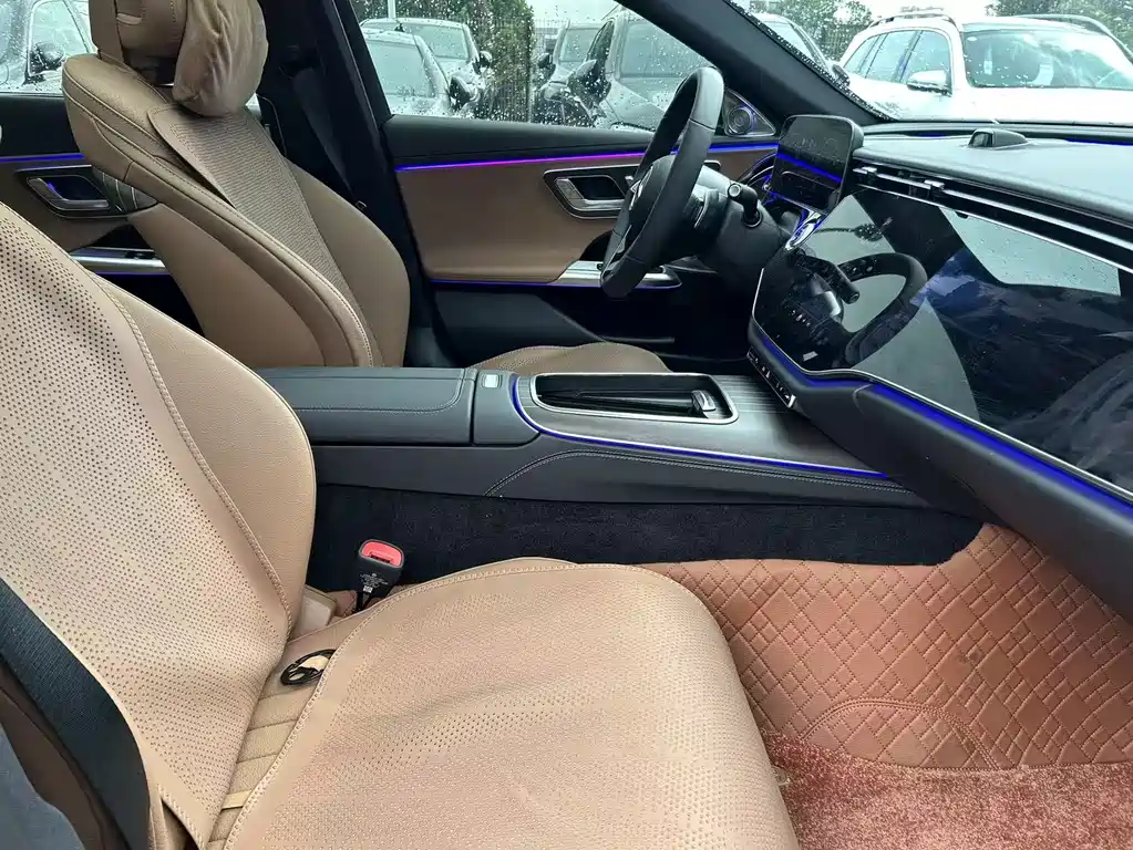 Mercedes-Benz E-Class — миниатюра 15