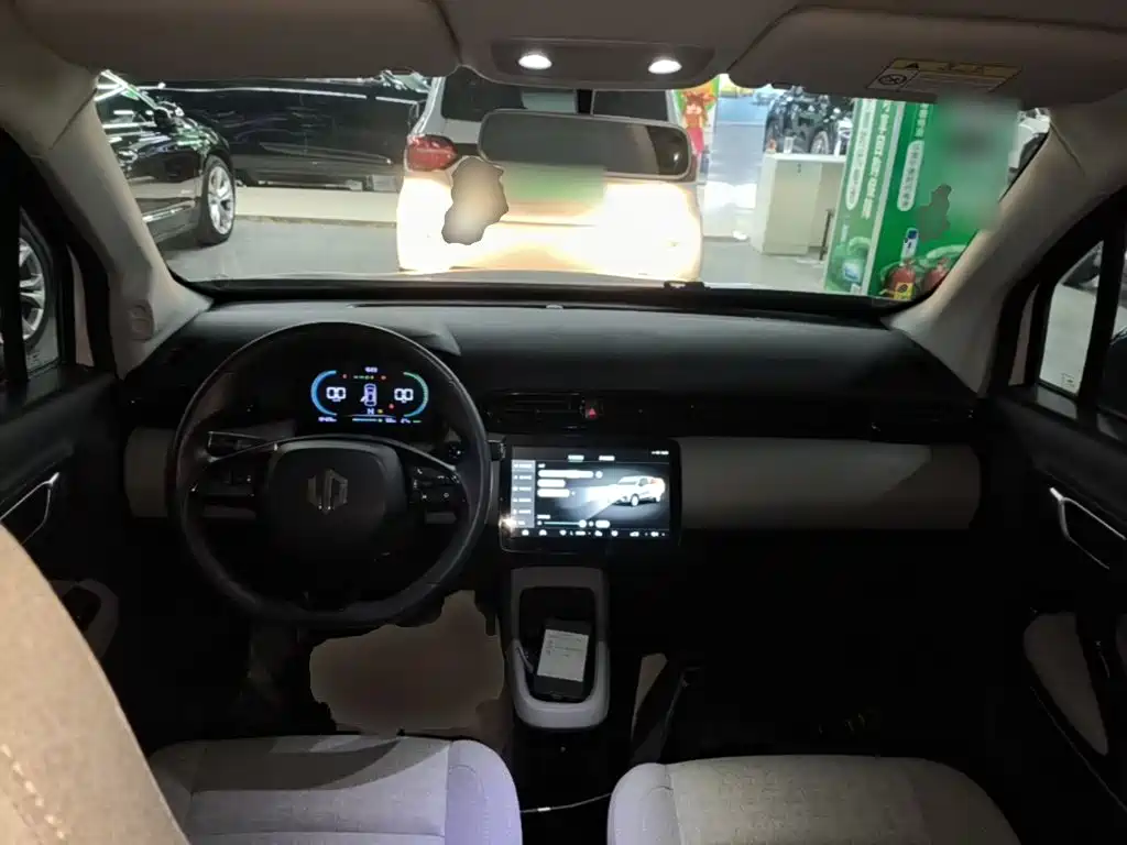 Leapmotor Leapmotor T03 — миниатюра 10