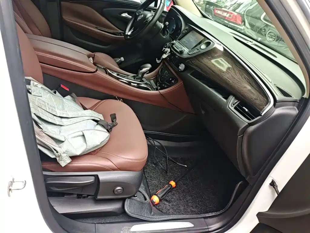 Buick Envision Plus — миниатюра 9