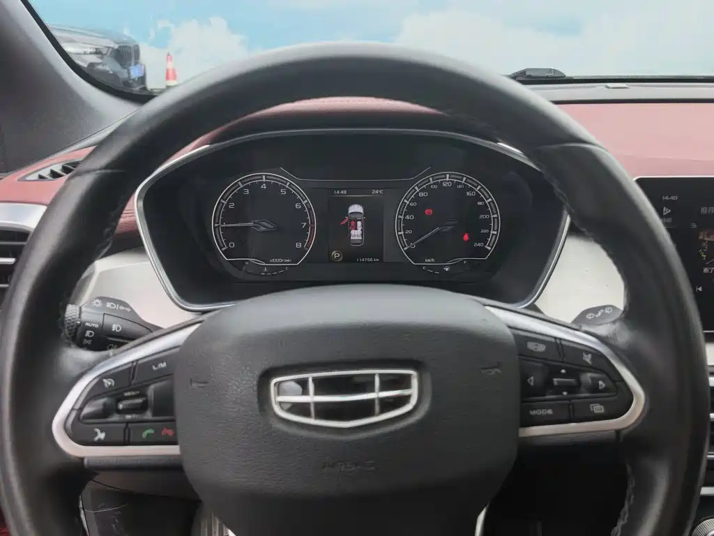 Geely Binyue — миниатюра 6