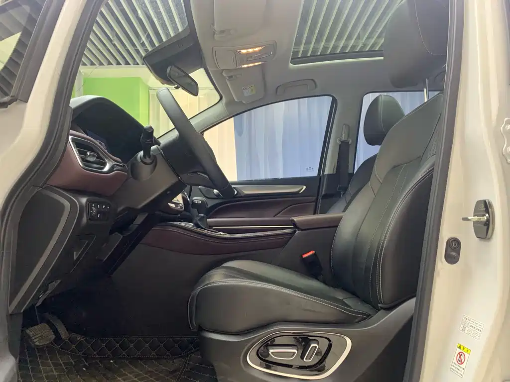GAC Motor Trumpchi M6 — миниатюра 7