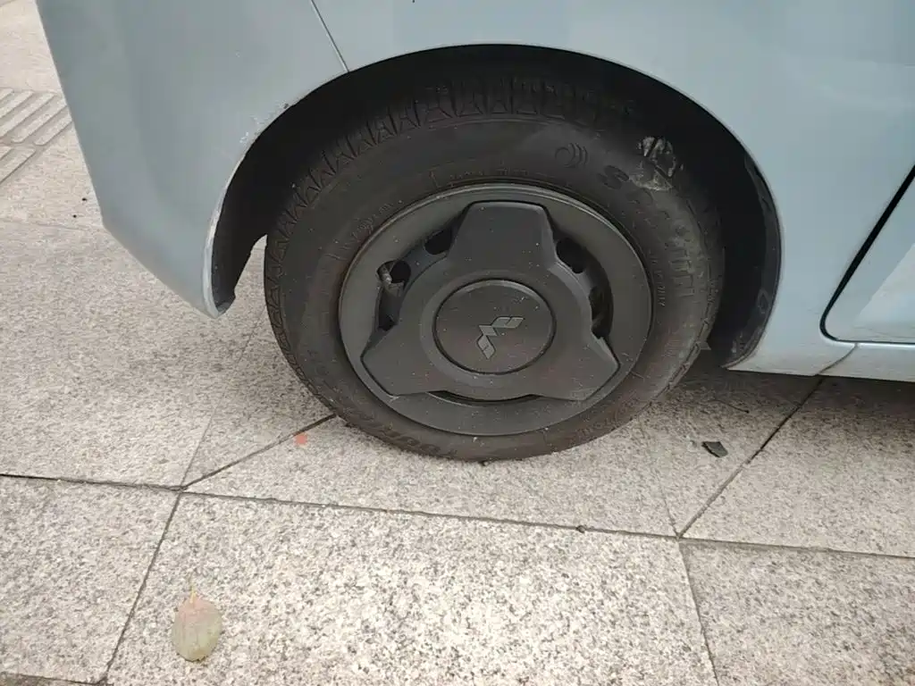 Wuling MINIEV — миниатюра 23