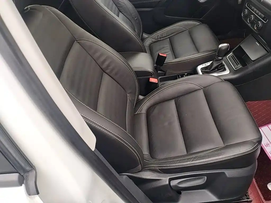 Volkswagen Tiguan — миниатюра 25