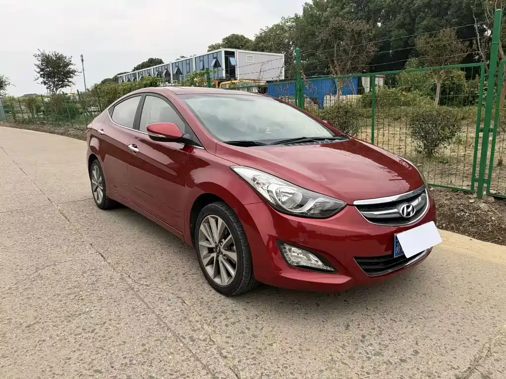 Hyundai Elantra Langdong — миниатюра 2