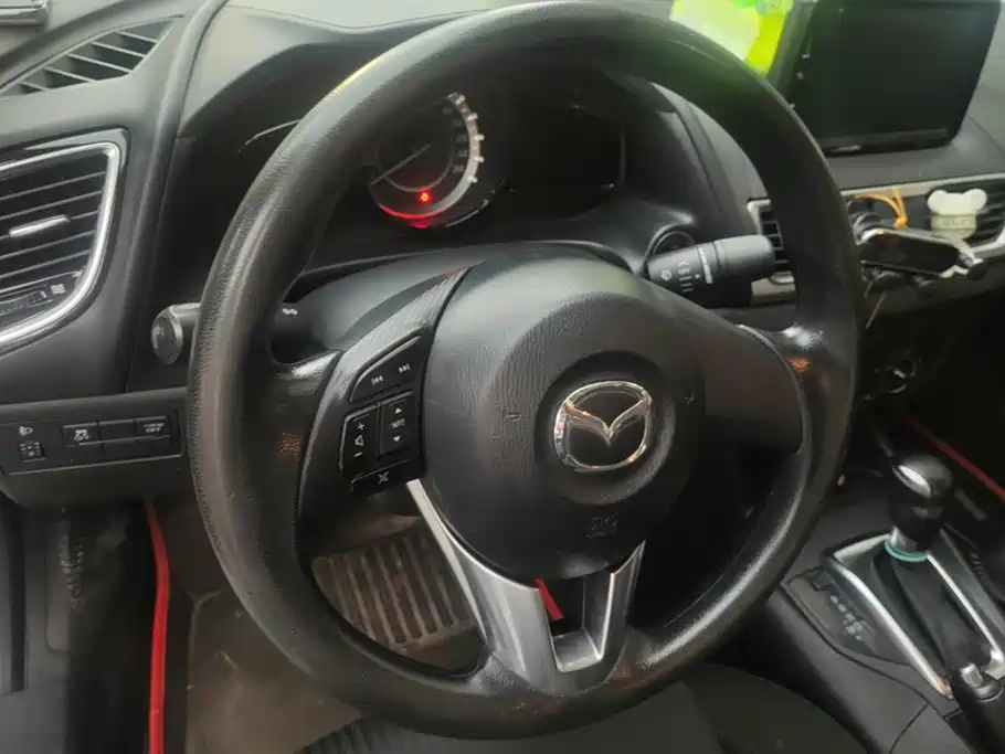 Mazda 3 Axela — миниатюра 15