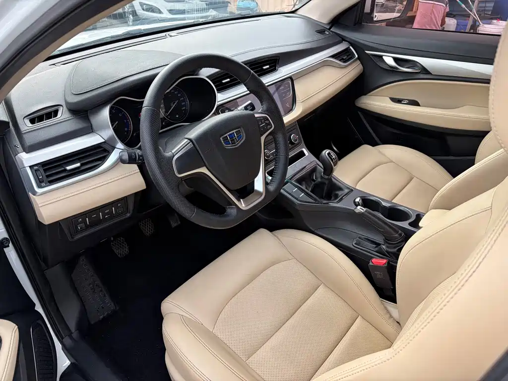 Geely Emgrand — миниатюра 8