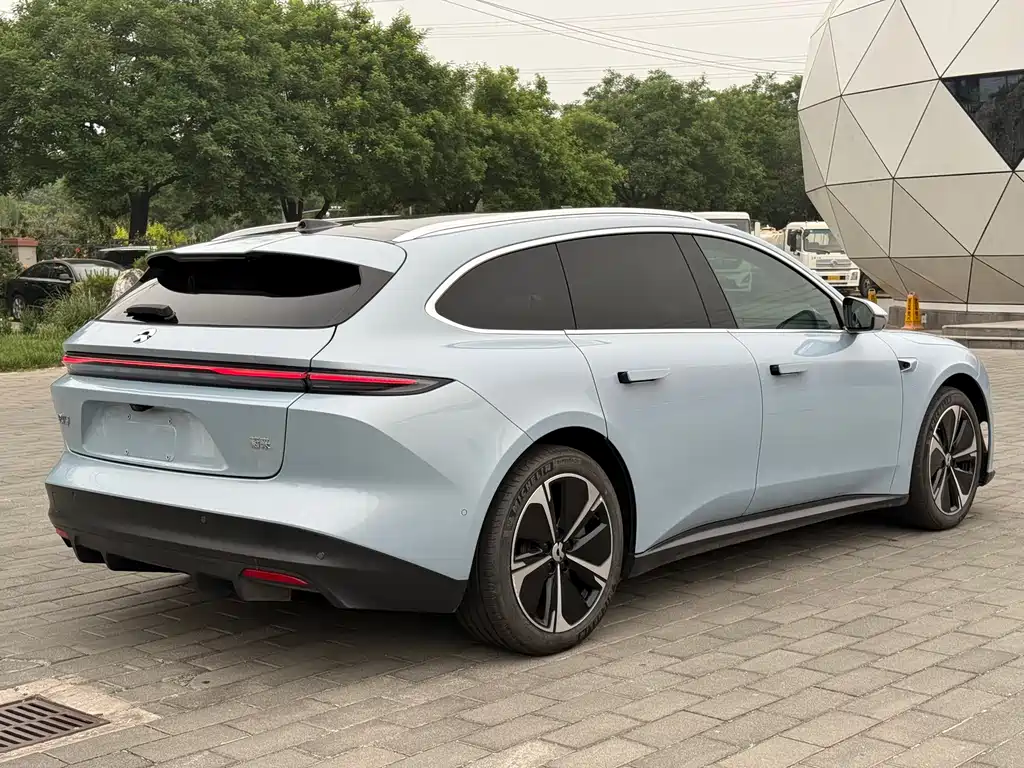 NIO ET5T 2024 75kWh Touring