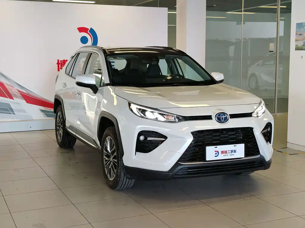 Toyota Wildlander 2023 2.5L E-CVT Luxury
