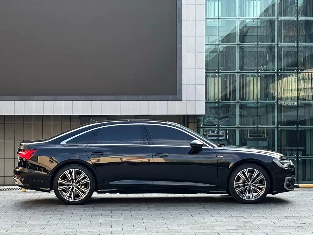 Audi A6L — миниатюра 4