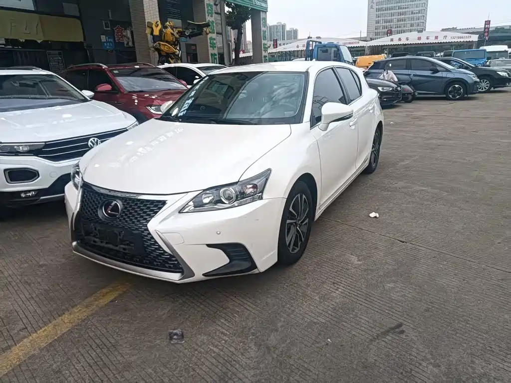 Lexus CT 2020 CT200h Elite