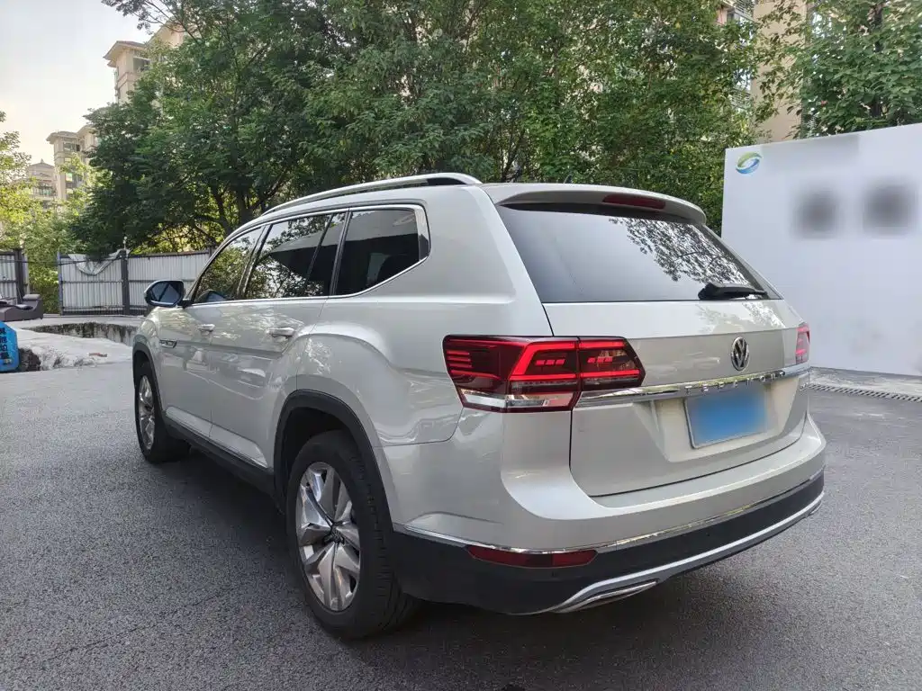 Volkswagen Teramont — миниатюра 5