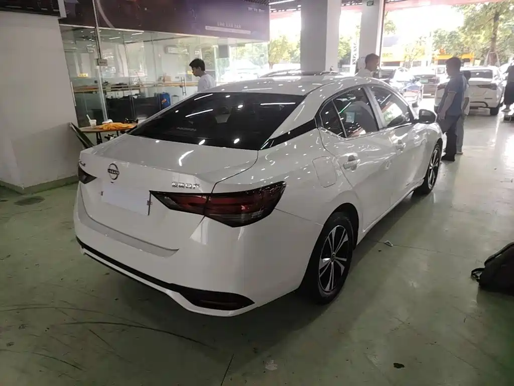 Nissan Sylphy — миниатюра 7
