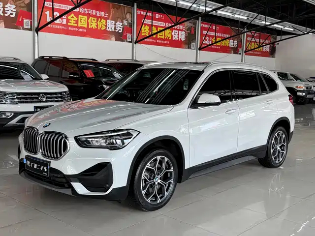 2022 BMW X1