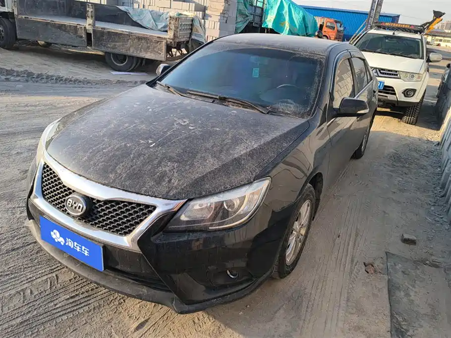 BYD G6