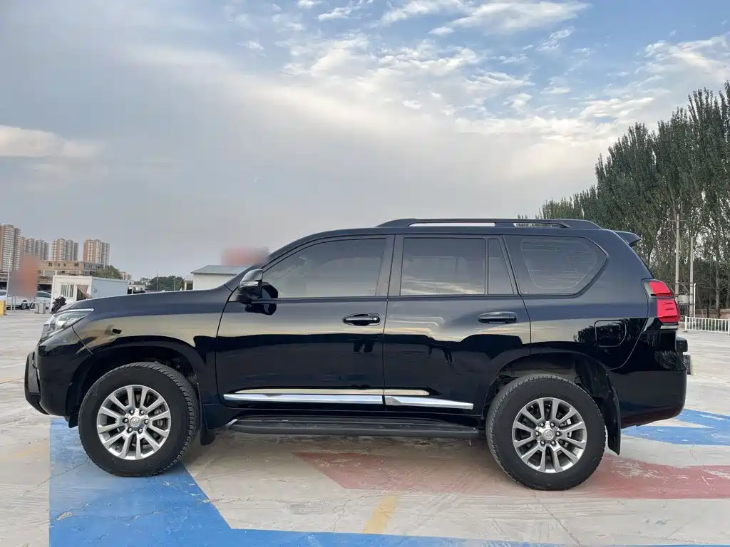 Toyota Prado — миниатюра 7
