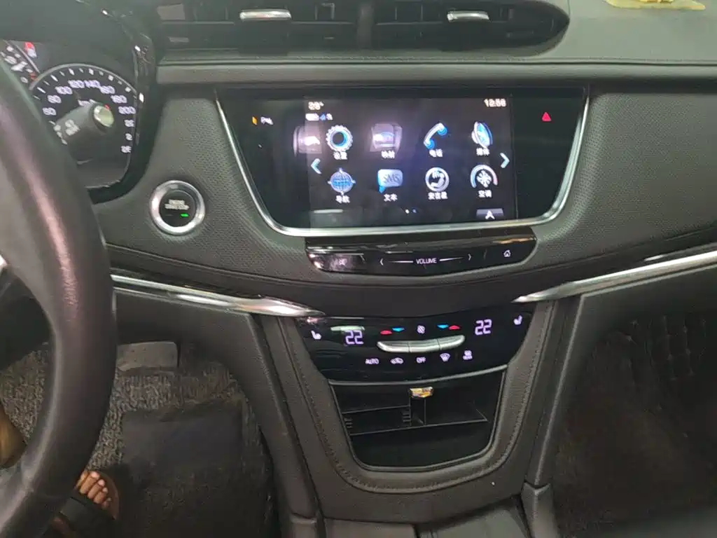 Cadillac XT5 — миниатюра 13