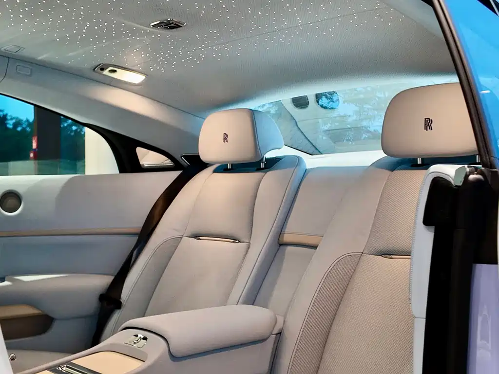 Rolls-Royce Wraith — миниатюра 11