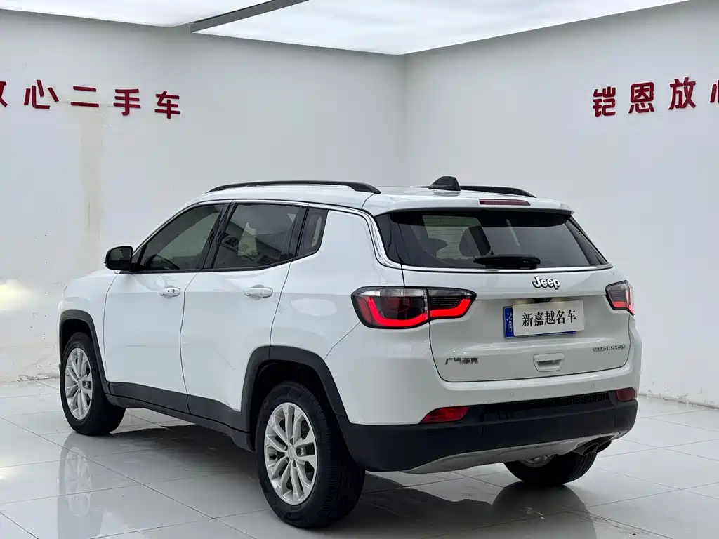 Jeep Compass — миниатюра 13