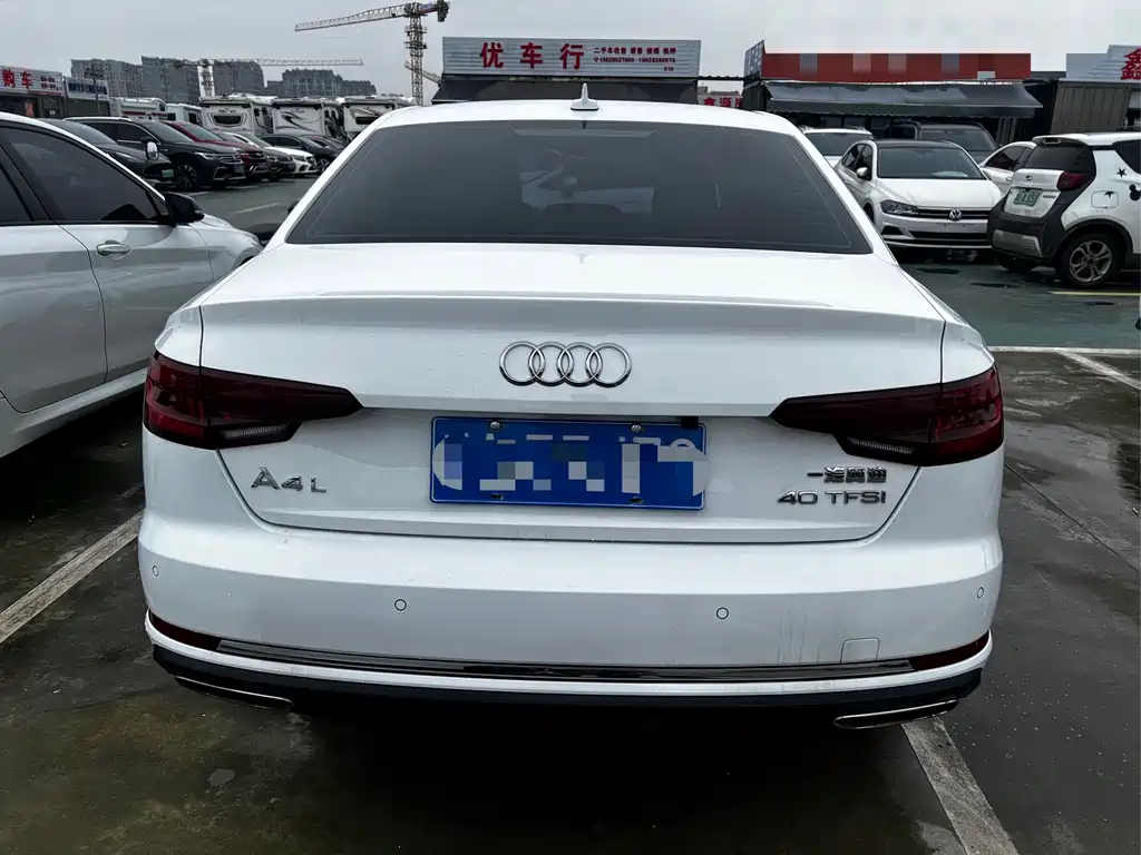 Audi A4L — миниатюра 12