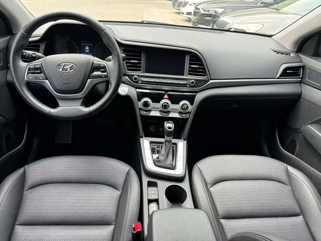 Hyundai Elantra 2020 1.5L CVT Elite