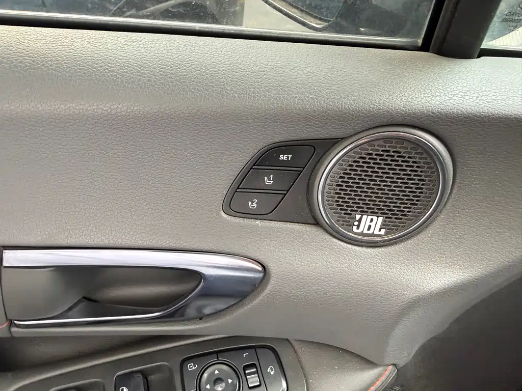 Hyundai Sonata — миниатюра 7