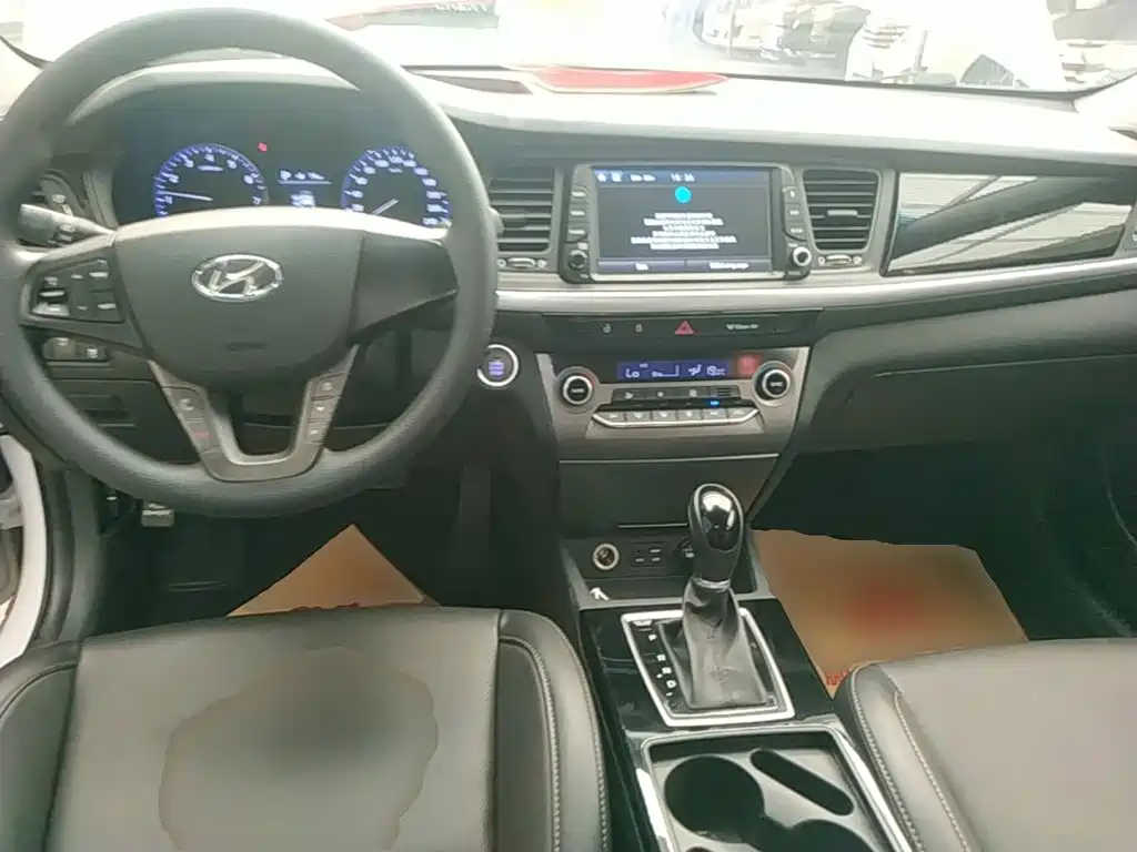 Hyundai Mistra — миниатюра 10