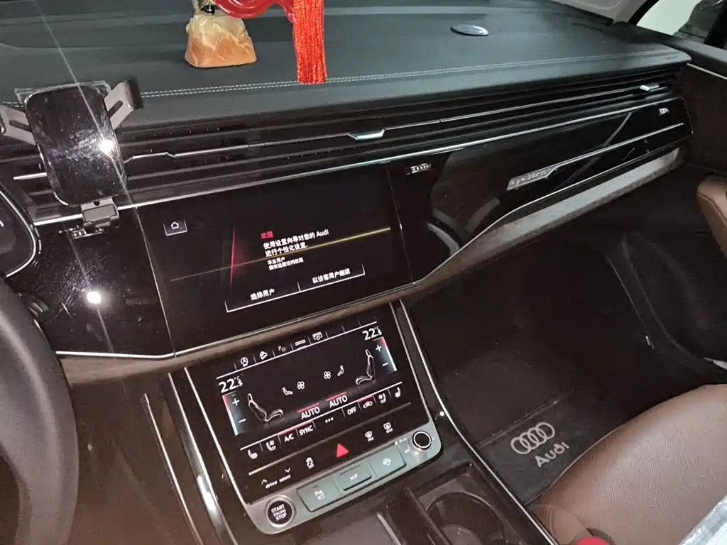 Audi Q7 — миниатюра 15